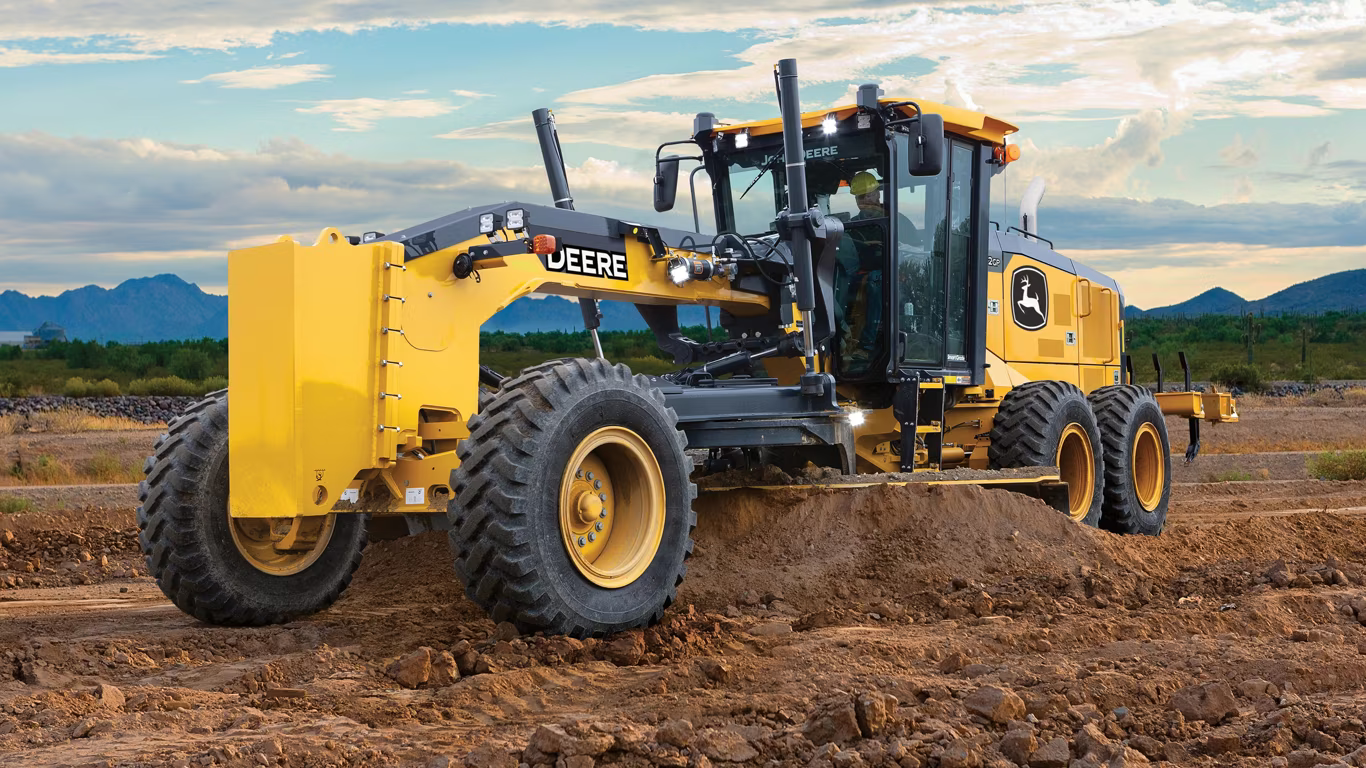 Construction Grading with John Deere Equipment - The Dirt